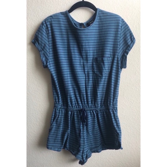 Urban Outfitters BDG Casual Romper Small. NWOT - Picture 2 of 4